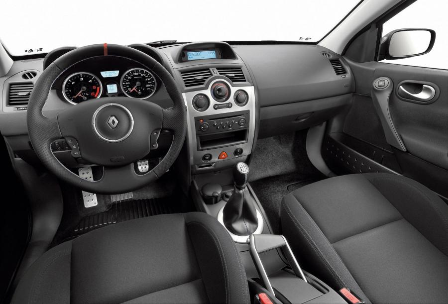  Renault Megane Sport 2006 года  (фото 21 из 29)
